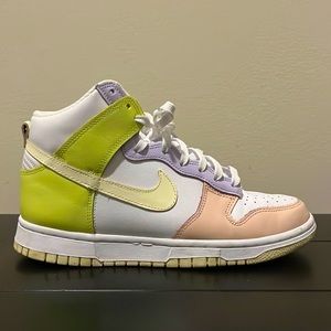 Pastel Nike Dunk High Women’s size 8